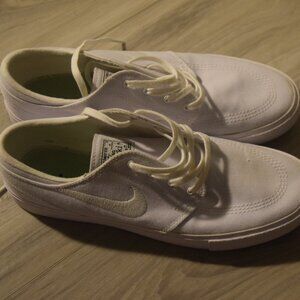 Nike SB Zoom Stefan Janoski Canvas RM – White